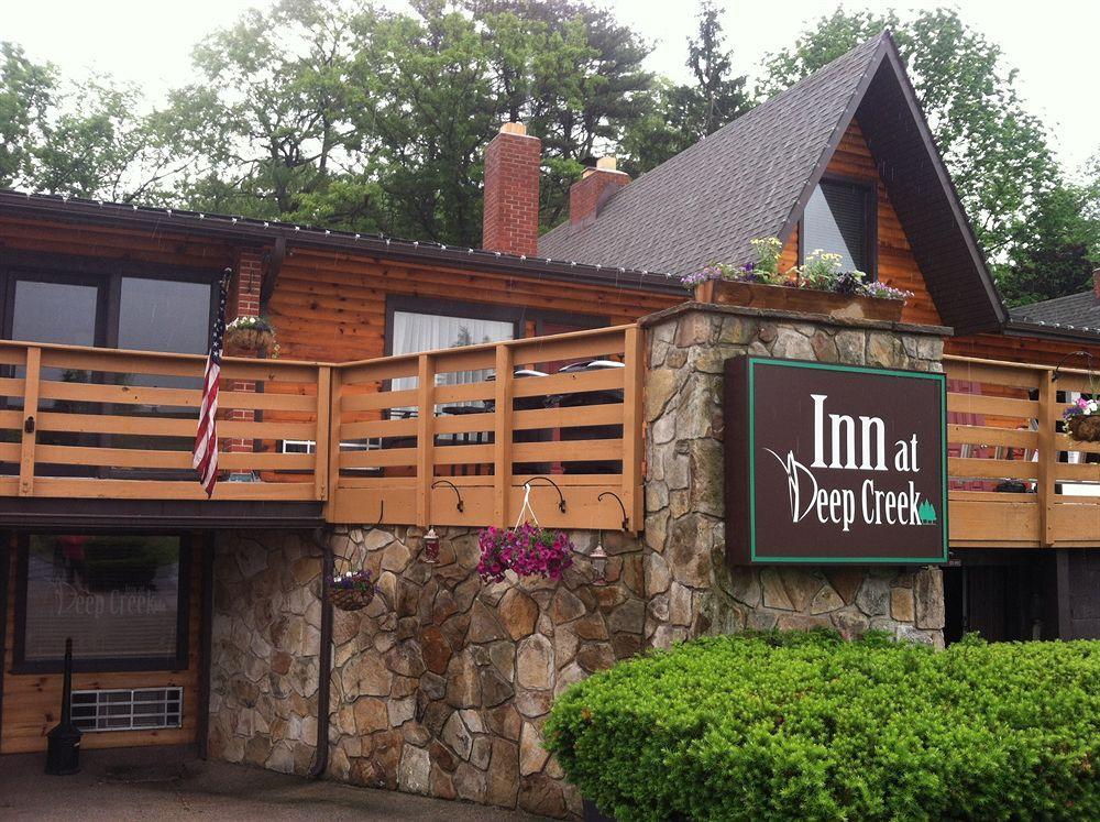 Inn at Deep Creek Oakland Eksteriør bilde