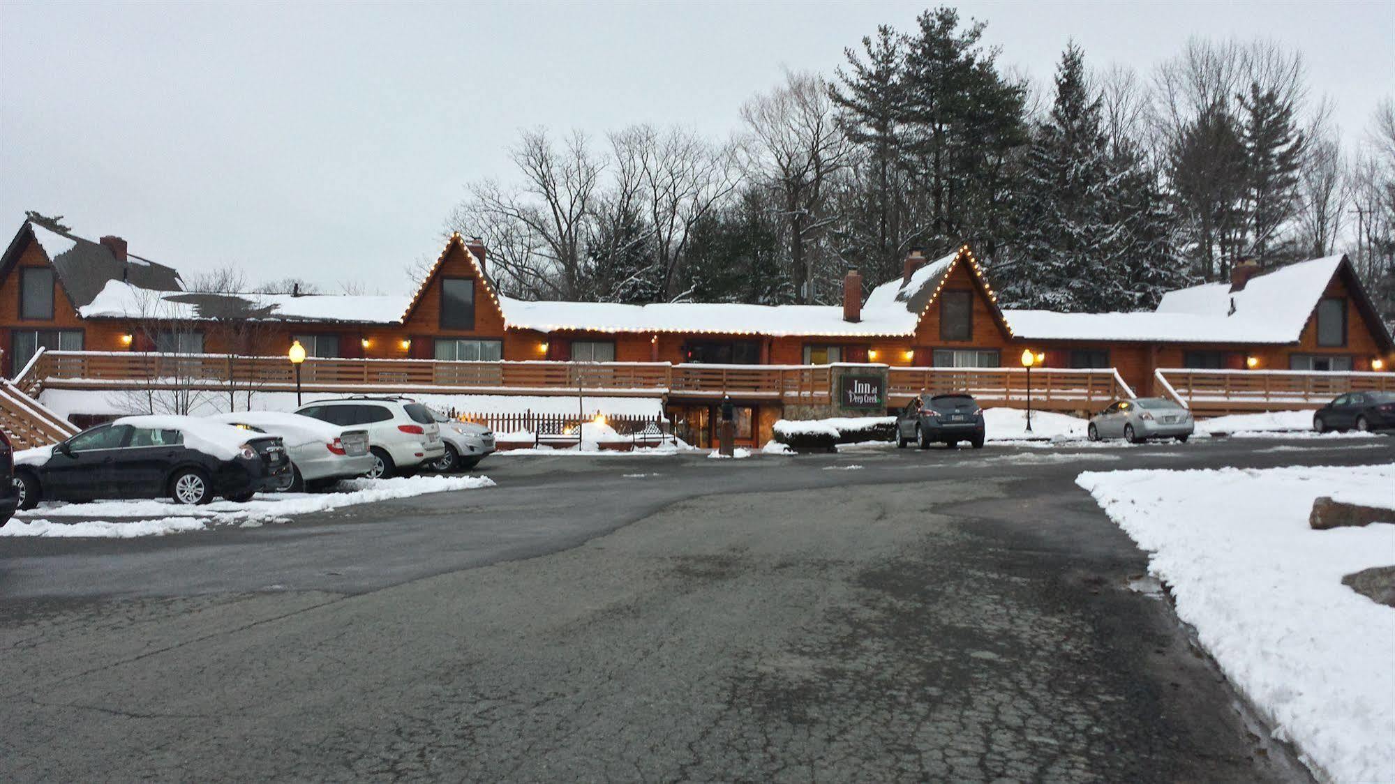 Inn at Deep Creek Oakland Eksteriør bilde